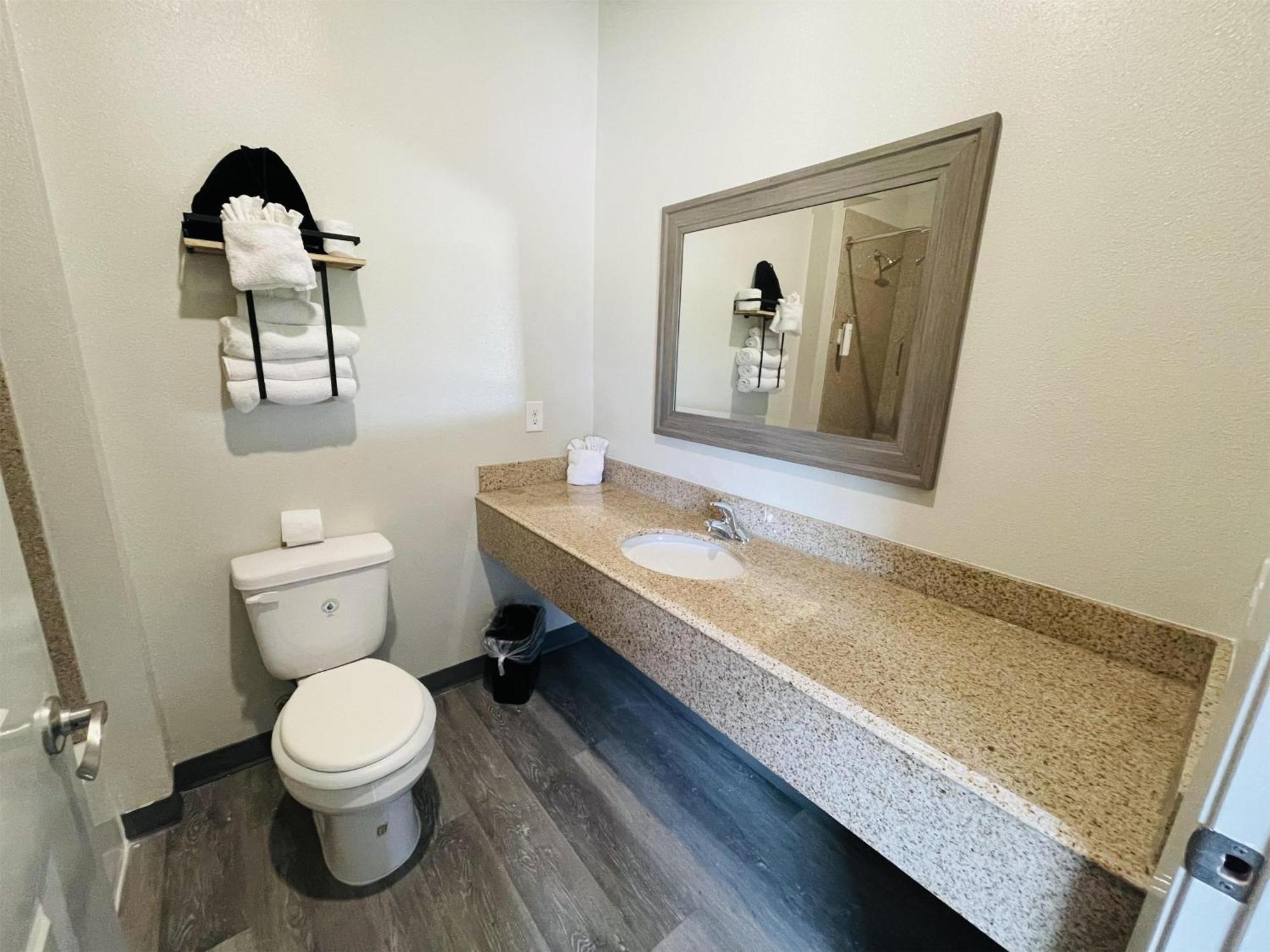 ホテル Sonesta Essential North Houston Westfield エクステリア 写真