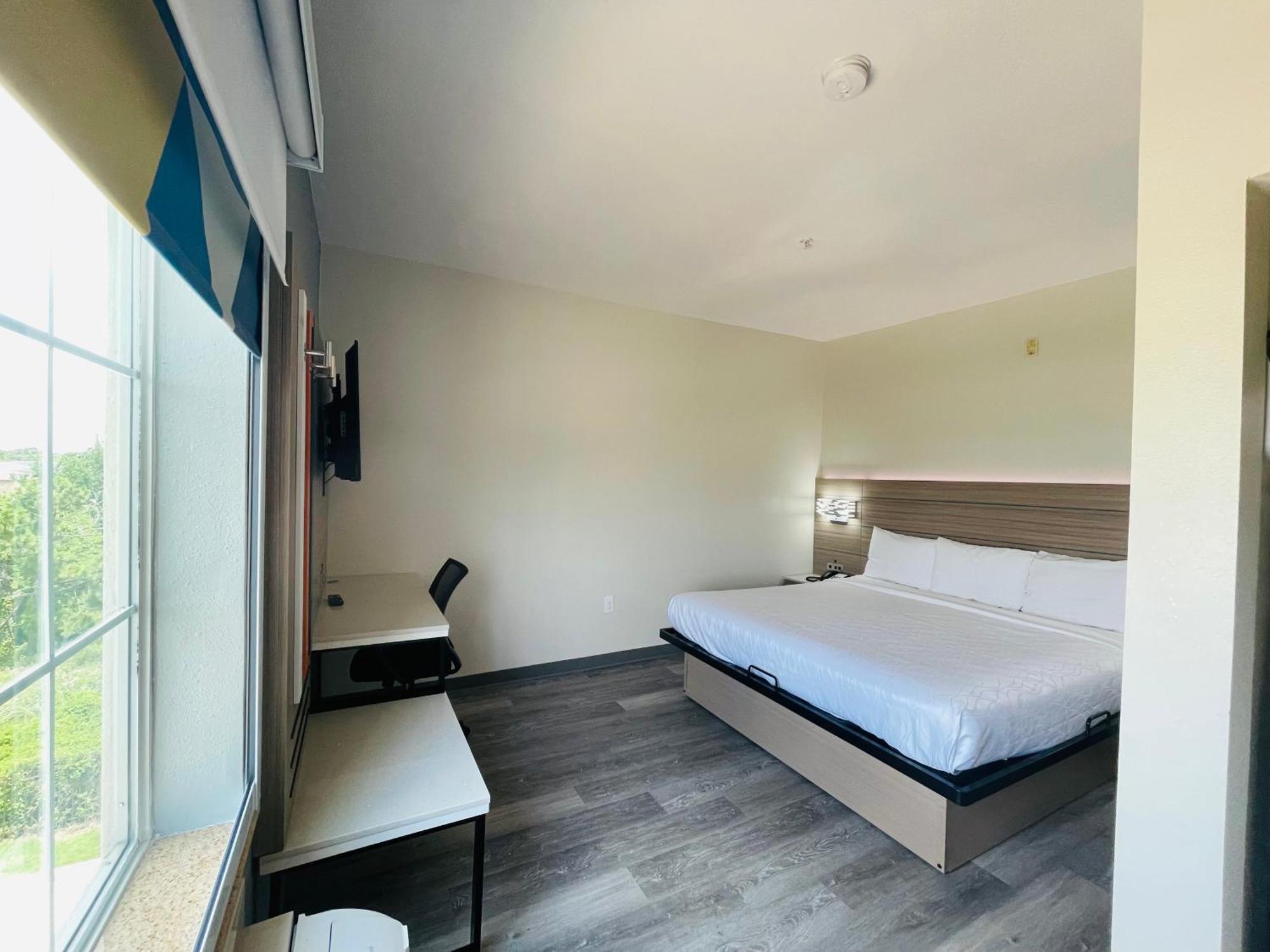 ホテル Sonesta Essential North Houston Westfield エクステリア 写真